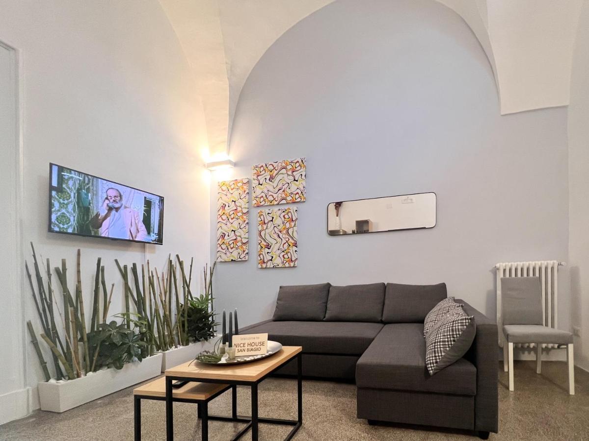 Nice House San Biagio - Luxury Full Apartment Lecce Buitenkant foto